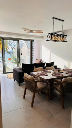 Elegant apartment in Trou-aux-Biches, 65 m², sea view